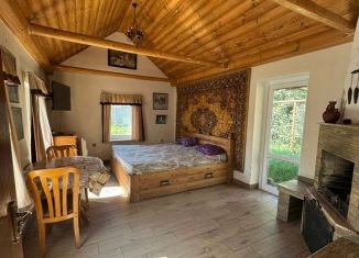 Дом в аренду, 32 м2, Симферополь, Кирпичная улица