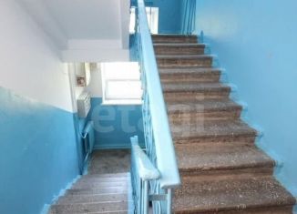Продам 1-комнатную квартиру, 33 м2, Челябинск, улица Обухова, 2, Металлургический район