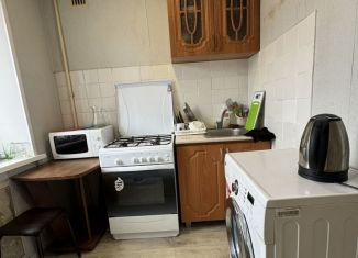 Сдается в аренду 1-ком. квартира, 36 м2, Туймазы, улица Комарова, 31