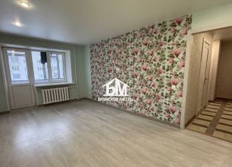 Продажа 3-ком. квартиры, 53.7 м2, Брянск, Новозыбковская улица, 12