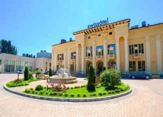 Продажа трехкомнатной квартиры, 120 м2, Сочи, микрорайон Бытха, Курортный проспект, 89