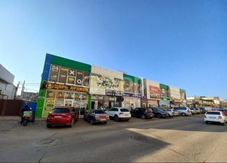 Продаю торговую площадь, 728 м2, Краснодар, микрорайон ЗИП, улица им. Байбакова Н.К., 3/1
