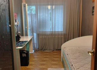 Продам 3-комнатную квартиру, 64.3 м2, Райчихинск, Комсомольская улица, 2