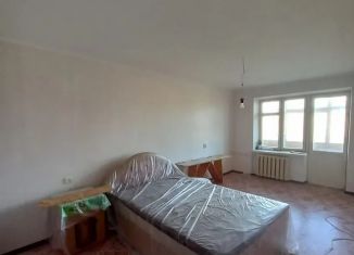 Продажа 2-комнатной квартиры, 42 м2, Армянск, улица Гайдара, 8
