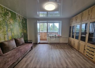 Продается 2-комнатная квартира, 53.5 м2, Чебаркуль, улица Каширина, 44