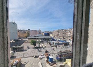 Сдаю в аренду комнату, 20 м2, Санкт-Петербург, Средний проспект Васильевского острова, 28/29, метро Горный институт