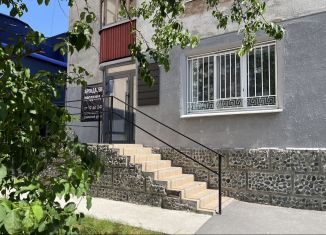 Помещение свободного назначения на продажу, 97.9 м2, Тюмень, улица Пермякова, 48/2