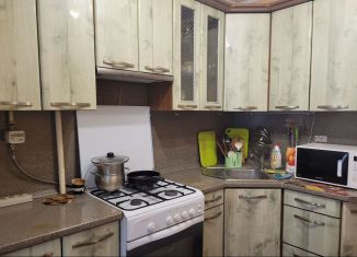 Продаю 3-комнатную квартиру, 65 м2, Малоярославец, Мирная улица, 1А