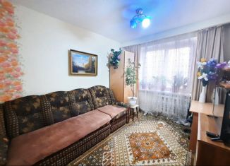 Продам 3-ком. квартиру, 65 м2, Ростов-на-Дону, улица Думенко, 1/4