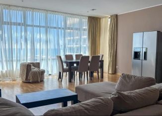 Сдаю в аренду 3-комнатную квартиру, 160 м2, Сочи, улица Орджоникидзе, 11/1, микрорайон Центральный