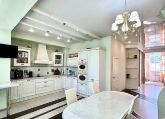 Трехкомнатная квартира на продажу, 112 м2, рабочий поселок Маркова, микрорайон Берёзовый, 49