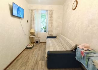 Продаю 2-ком. квартиру, 29 м2, Таганрог, улица Чехова, 86