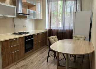 Продаю 1-комнатную квартиру, 37.6 м2, Ростов-на-Дону, Стабильная улица, 40