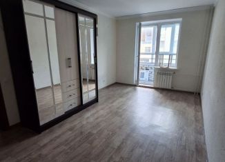 Сдам в аренду однокомнатную квартиру, 30 м2, поселок городского типа Стройкерамика, улица Веры Ершовой, 5