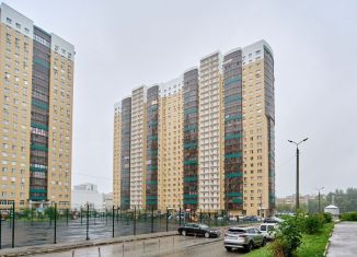 Трехкомнатная квартира на продажу, 76 м2, Пермь, улица Николая Островского, 93Б, ЖК Солнечный Город