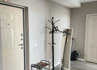 Продаю 2-ком. квартиру, 65.3 м2, Барнаул, проспект Ленина, 195А