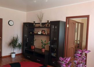 Продается 3-ком. квартира, 61 м2, поселок городского типа Карабаш, улица А. Мухаметзянова, 15