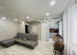 Сдается в аренду 2-ком. квартира, 50 м2, Татарстан, улица Тукая, 3