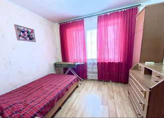 Продаю двухкомнатную квартиру, 39 м2, Старый Оскол, микрорайон Макаренко, 36