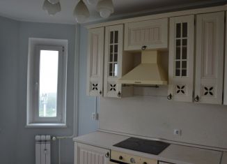 Продаю 2-ком. квартиру, 56 м2, Курск, проспект Анатолия Дериглазова, 113