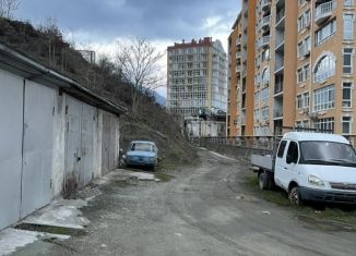 Продам гараж, 26 м2, Ялта, Ореховая улица, 21