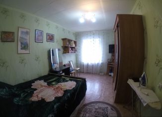 Продается 3-комнатная квартира, 61 м2, Коми, улица Гагарина, 33
