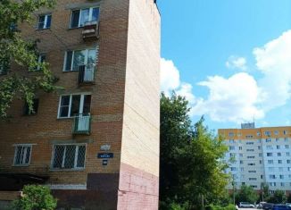 Продам 1-ком. квартиру, 25 м2, Ликино-Дулёво, улица Кирова, 66