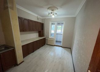 Четырехкомнатная квартира на продажу, 83.7 м2, Грозный, улица А.А. Айдамирова, 133к6, микрорайон Ипподромный