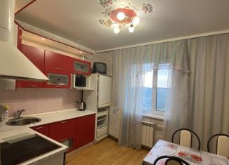 Продажа трехкомнатной квартиры, 69 м2, Курчатов, Садовая улица, 21
