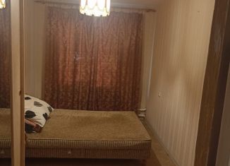 Сдам трехкомнатную квартиру, 60 м2, Москва, улица Красный Казанец, 1к1, метро Рязанский проспект