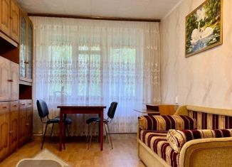 Продам 1-ком. квартиру, 30 м2, село Жаворонки, улица 30 лет Октября, 12