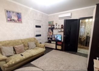Продается двухкомнатная квартира, 47 м2, поселок городского типа Афипский, улица 50 лет Октября, 27