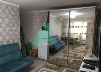 Продам 3-ком. квартиру, 50 м2, поселок городского типа Приморский, Советская улица, 4