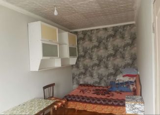 Сдам в аренду 3-ком. квартиру, 64 м2, Краснодар, Колхозная улица, 18, Центральный внутригородской округ