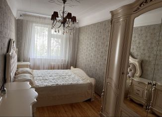 Аренда 3-комнатной квартиры, 80 м2, Дагестан, улица Ирчи Казака