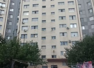 Продаю 2-ком. квартиру, 47 м2, Грозный, улица А.А. Айдамирова, 133, микрорайон Ипподромный