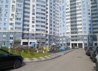 Продается двухкомнатная квартира, 70.8 м2, Рязань, улица Чапаева, 61, ЖК Чапаев