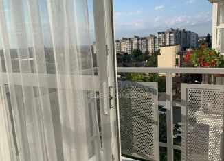 Продажа 3-комнатной квартиры, 74 м2, Крым, улица Батурина, 93