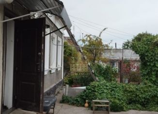 Продаю дом, 70 м2, поселок городского типа Нижнегорский, улица Некрасова