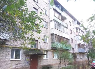 Сдается в аренду однокомнатная квартира, 33 м2, рабочий посёлок Большие Вязёмы, посёлок Школьный, 2
