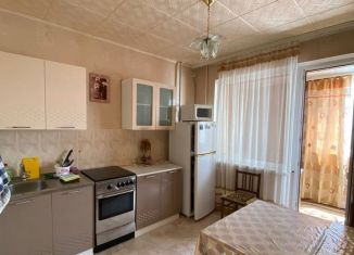 Сдача в аренду 3-комнатной квартиры, 75 м2, Судак, Партизанская улица, 17