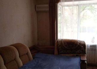 Продаю комнату, 18 м2, Астрахань, улица Димитрова, 11, Трусовский район