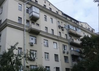 Сдаю 2-ком. квартиру, 60 м2, Москва, Октябрьская улица, 38к7, Октябрьская улица