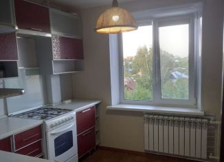 Продается 2-комнатная квартира, 51 м2, Татарстан, улица Бутлерова, 27