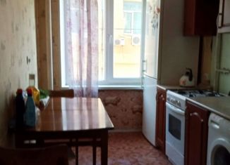 Продам 2-ком. квартиру, 38 м2, Москва, улица Константина Симонова, 7, улица Константина Симонова