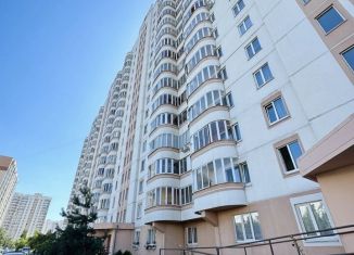 Продается 1-комнатная квартира, 37.8 м2, Курская область, проспект Победы, 38