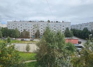 Продам 2-ком. квартиру, 46.9 м2, Апатиты, улица Дзержинского, 62