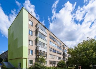 Продаю трехкомнатную квартиру, 64.6 м2, Кировская область, улица Некрасова, 32А