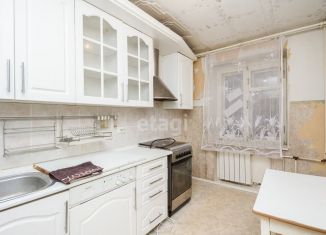 Продается трехкомнатная квартира, 59.8 м2, Тюмень, улица Московский Тракт, 173, Калининский округ