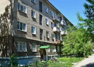 Продаю 1-ком. квартиру, 31.2 м2, Пермский край, улица Льва Шатрова, 8